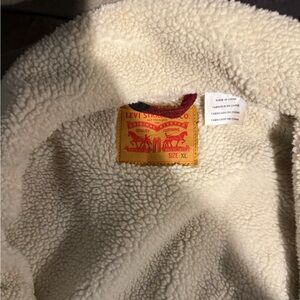 Levi's Cream Sherpa Jacket XL